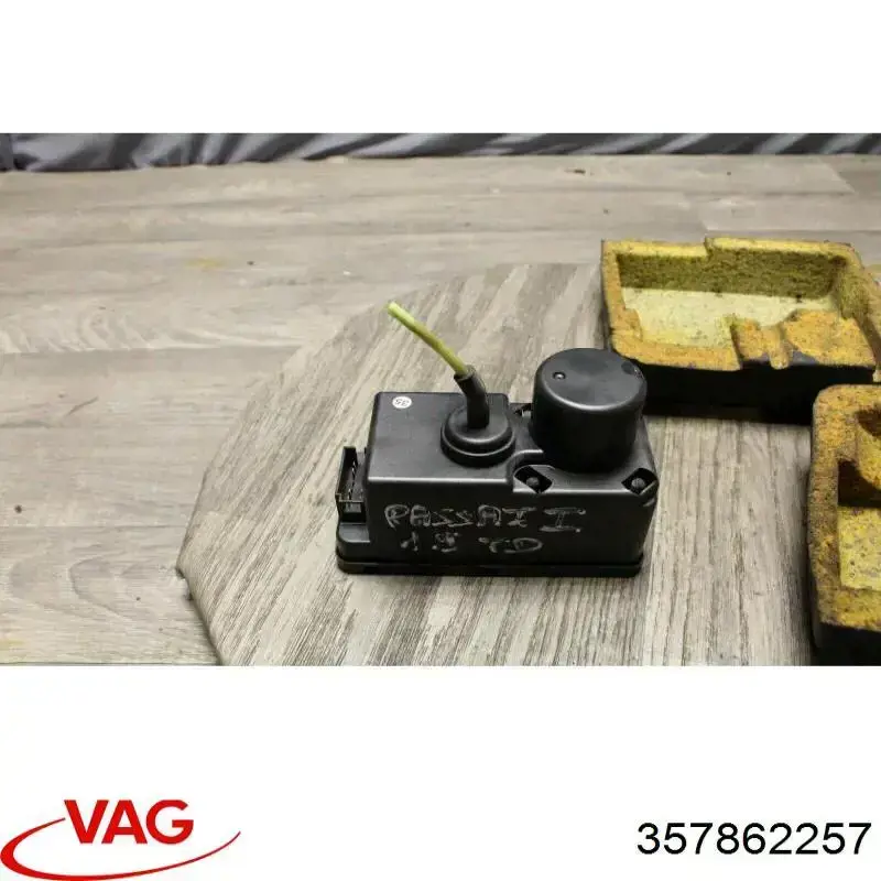 Bomba neumática de la carrocería 357862257 VAG