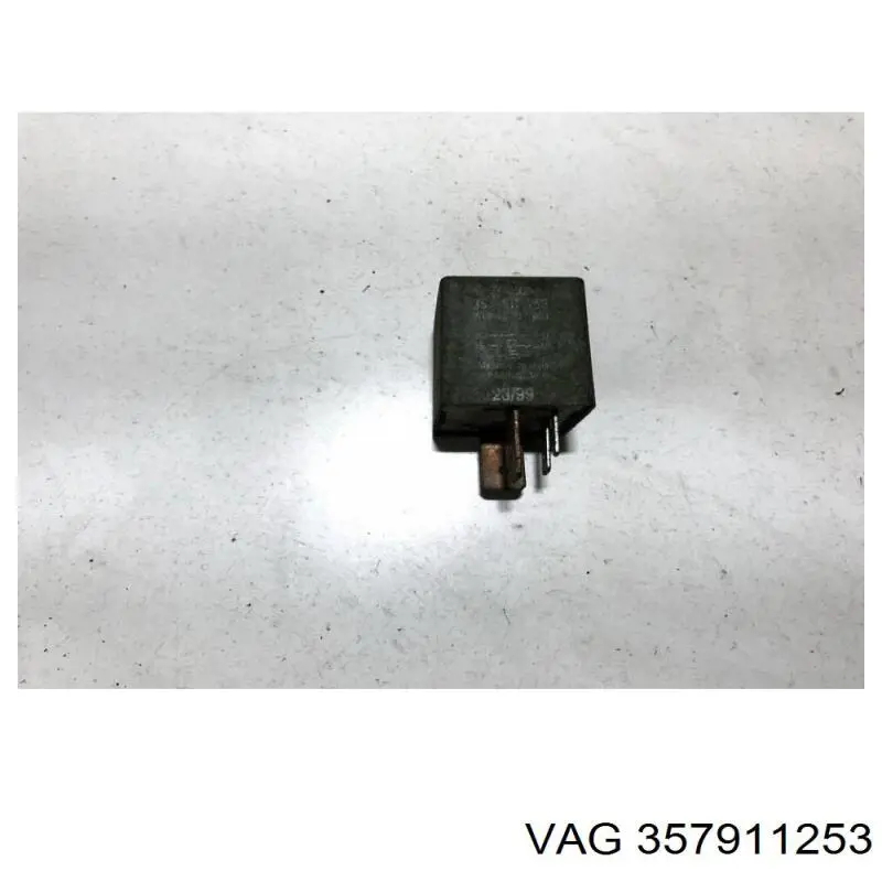 Relé de los calentadores 357911253 VAG