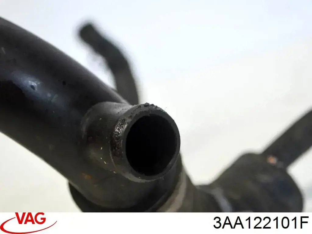 3AA122101F VAG Manguera superior del radiador