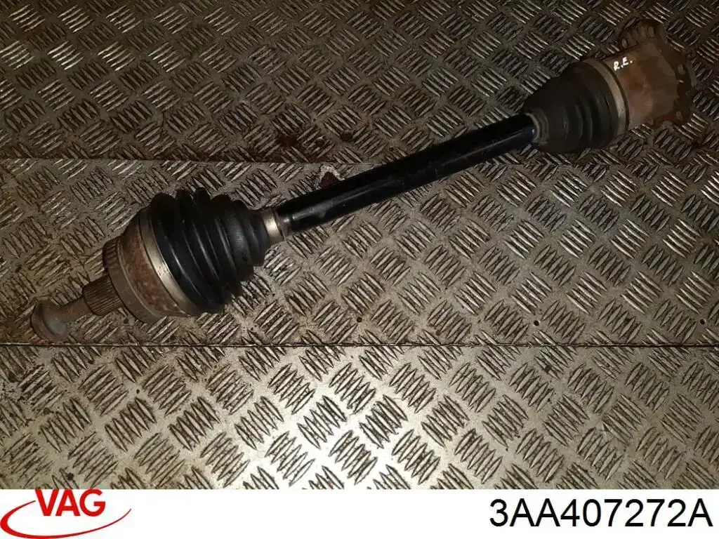 Árbol de transmisión delantero derecho 3AA407272A VAG