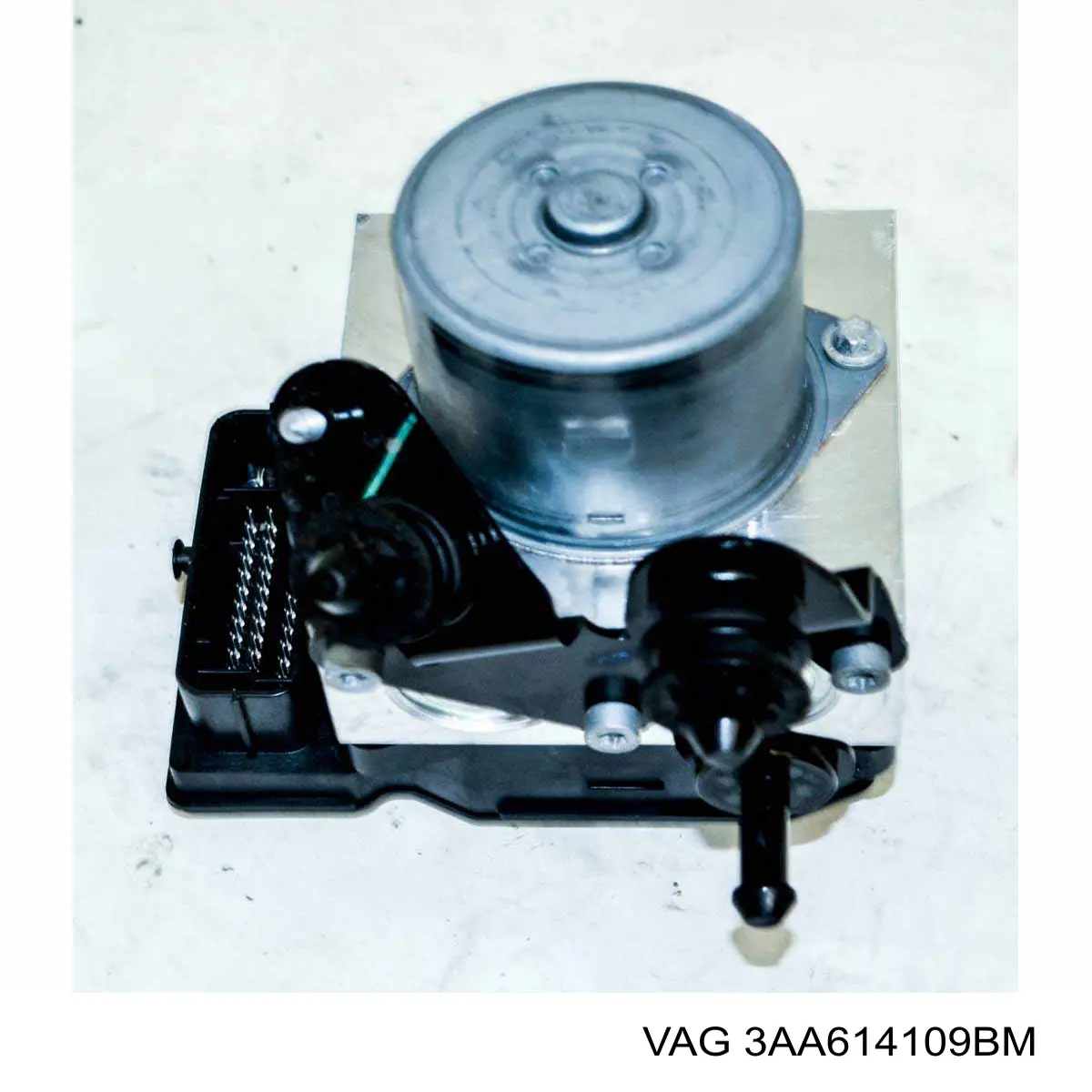 Módulo hidráulico ABS VAG 3AA614109BM
