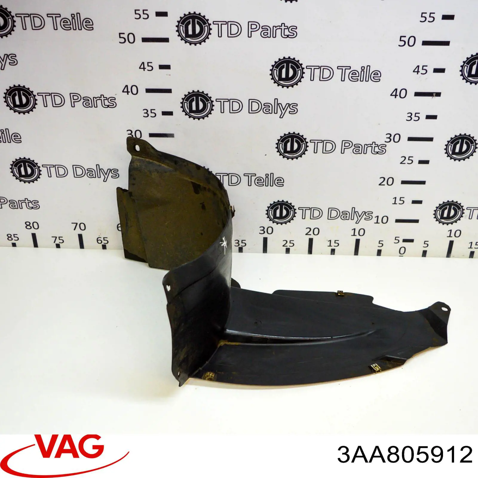 Guardalodos interior delantero derecho VAG 3AA805912 precio, desde 22,81 EUR