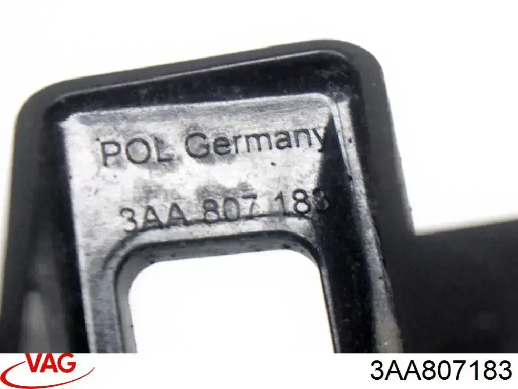 Soporte de parachoques delantero izquierdo 3AA807183 VAG