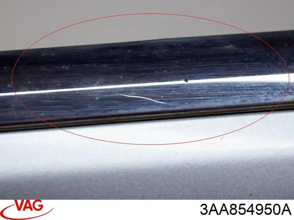 Moldura inferior de puerta trasera derecha 3AA854950A VAG