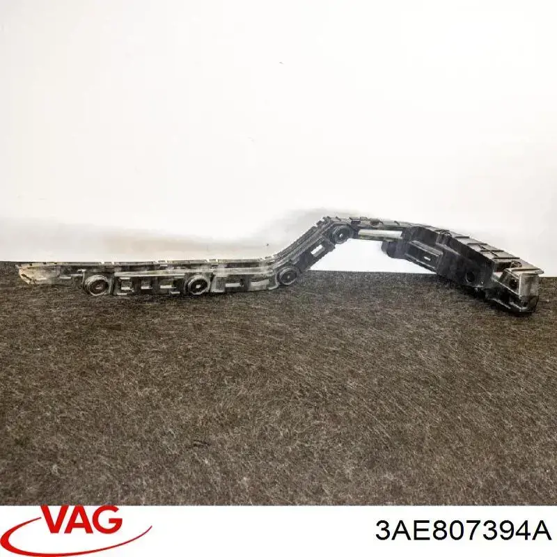 Comprar 3AE807394A VAG Soporte del parachoques trasero derecho