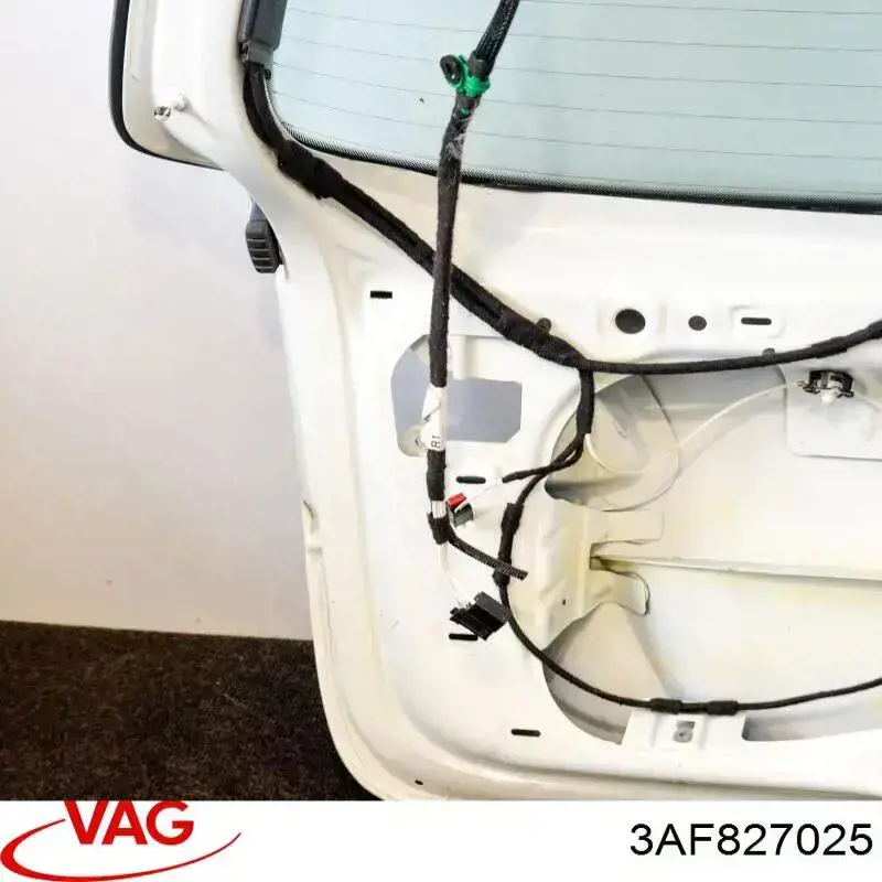 Comprar 3AF827025 VAG Puerta del maletero, trasera
