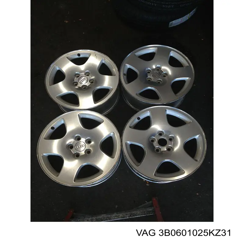 3B0601025KZ31 VAG Aros