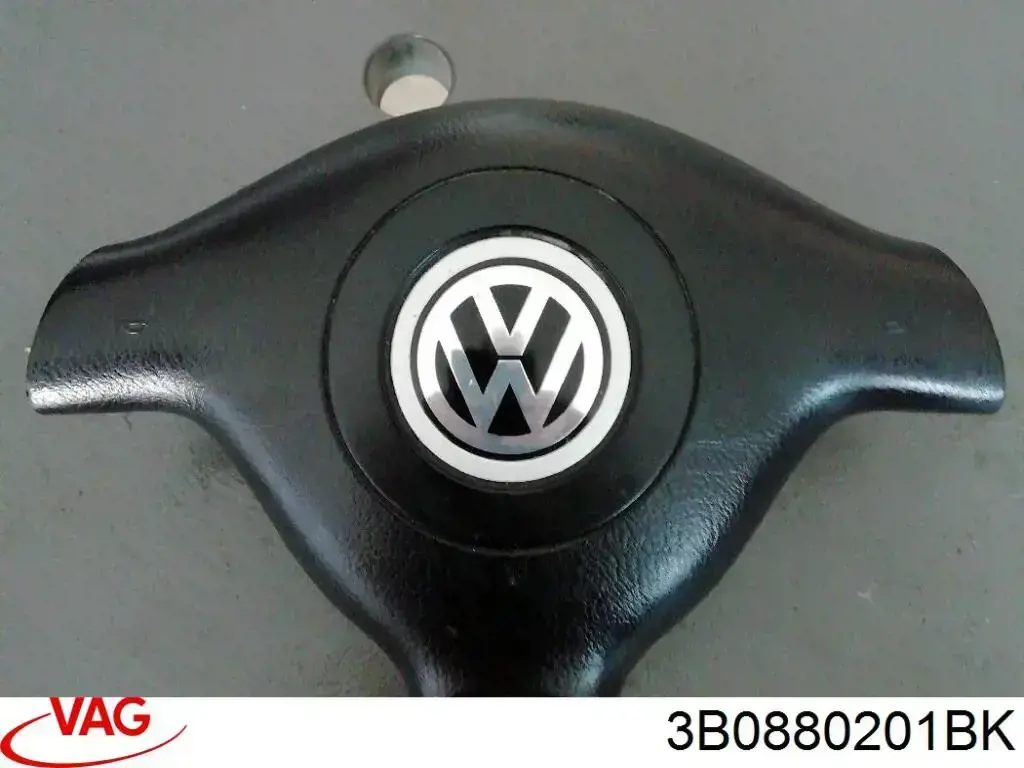 Airbag en el lado del conductor VAG 3B0880201BK precio, desde 49,37 EUR