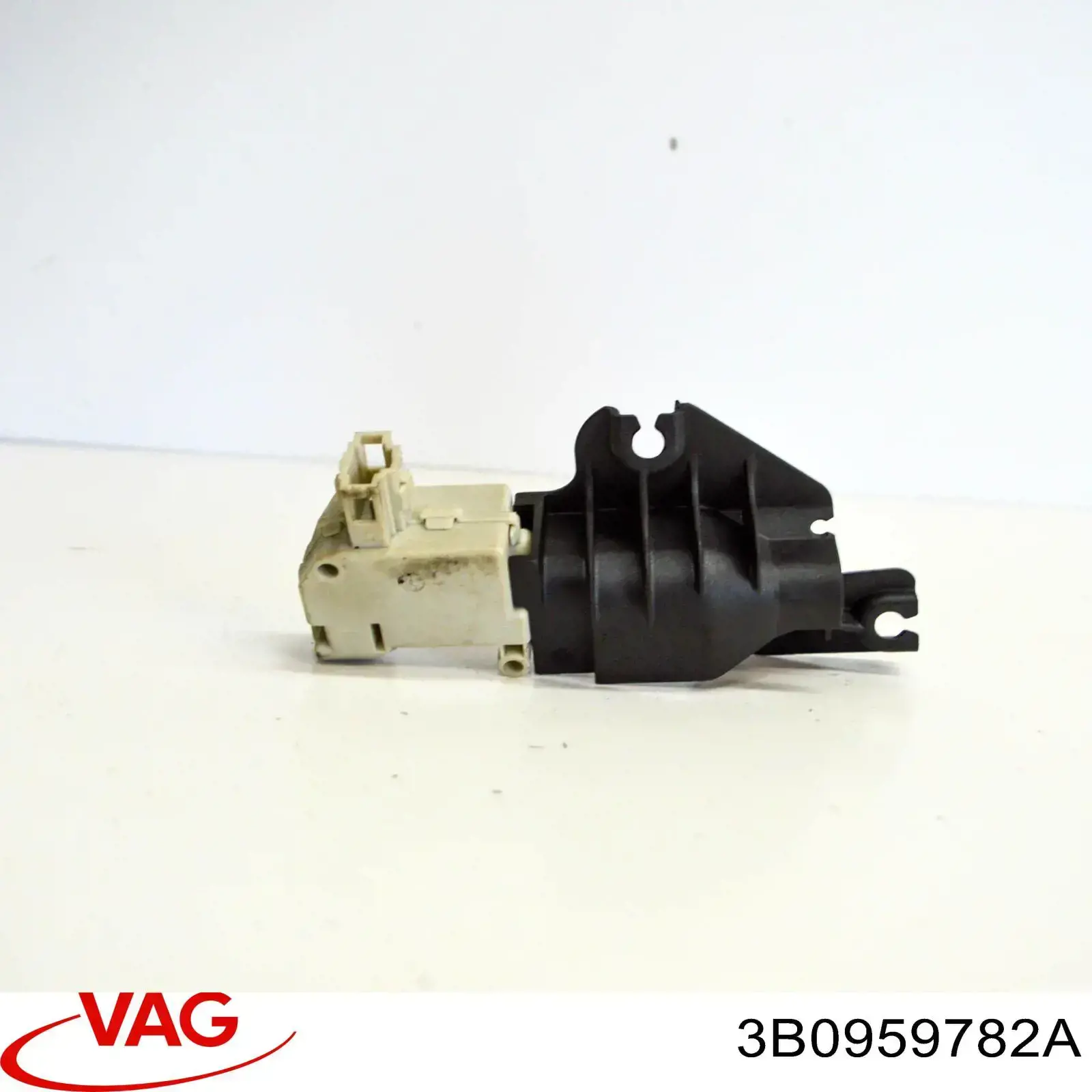 Motor eléctrico completo VAG 3B0959782A