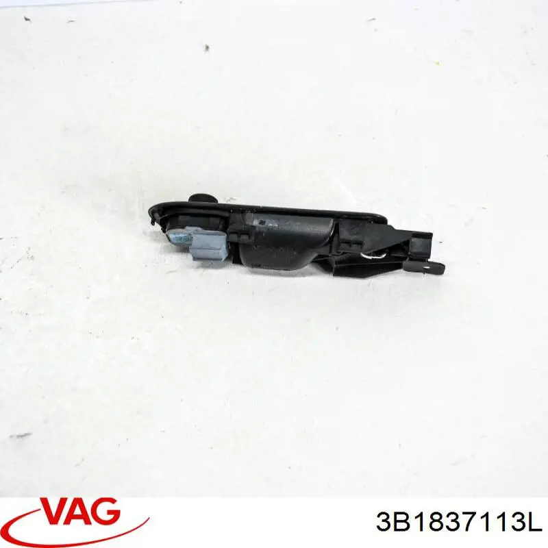 Manija interior de puerta delantera izquierda VAG 3B1837113L precio, desde 24,68 EUR