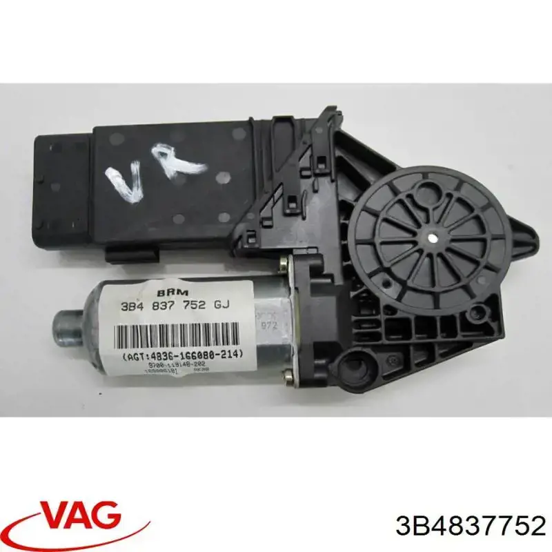 Motor del elevalunas de la puerta delantera derecha VAG 3B4837752 precio, desde 36,30 EUR
