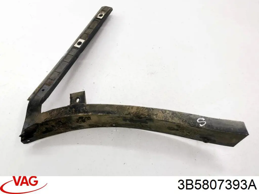 Comprar 3B5807393A VAG Soporte delantero izquierdo para aleta delantera