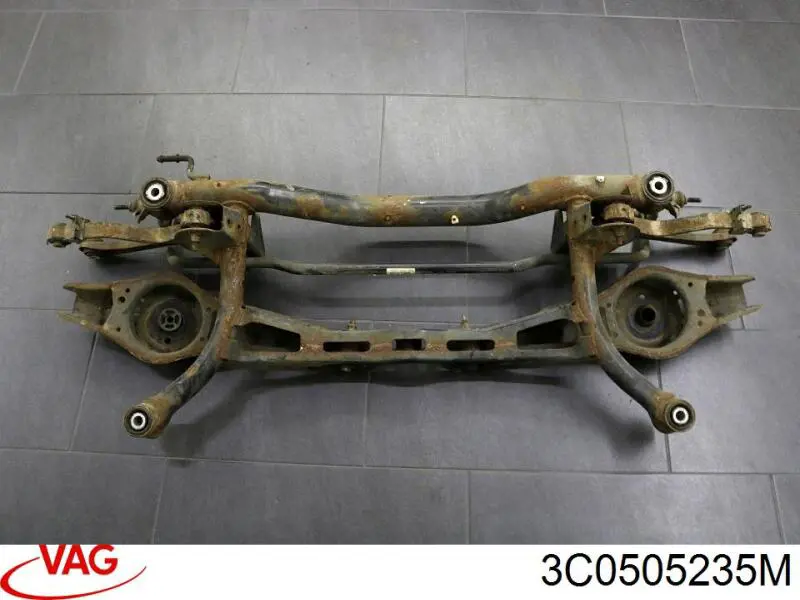 Subchasis trasero soporte motor VAG 3C0505235K precio, desde 245,39 EUR