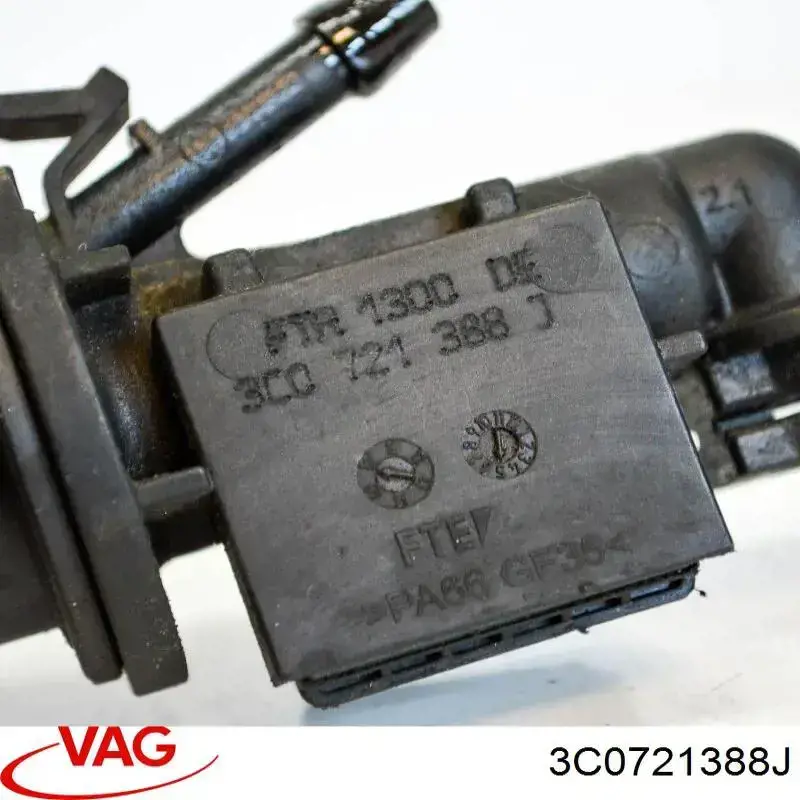 Cilindro maestro de embrague 3C0721388J VAG
