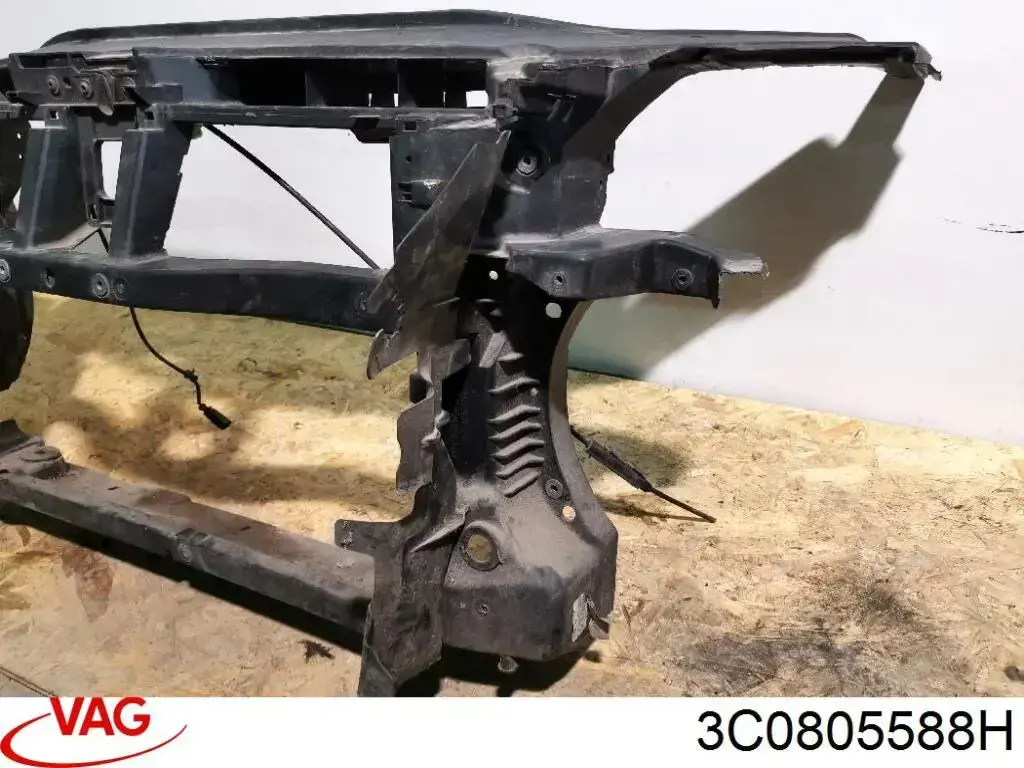 3C0805588H VAG Soporte de radiador completo (panel de montaje para foco)