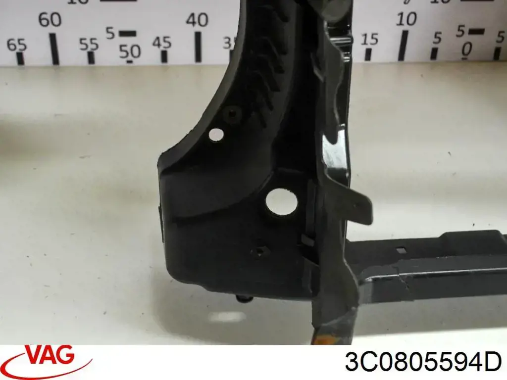 3C0805594D VAG Soporte de radiador completo (panel de montaje para foco)
