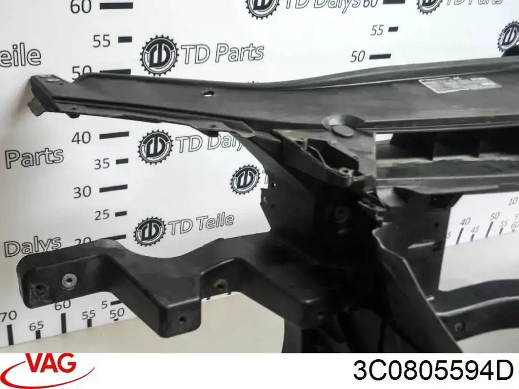 Panel de soporte del radiador y montaje de faros VAG 3C0805594D precio, desde 151,22 EUR