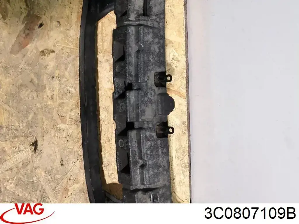 Refuerzo parachoque delantero Volkswagen Passat 