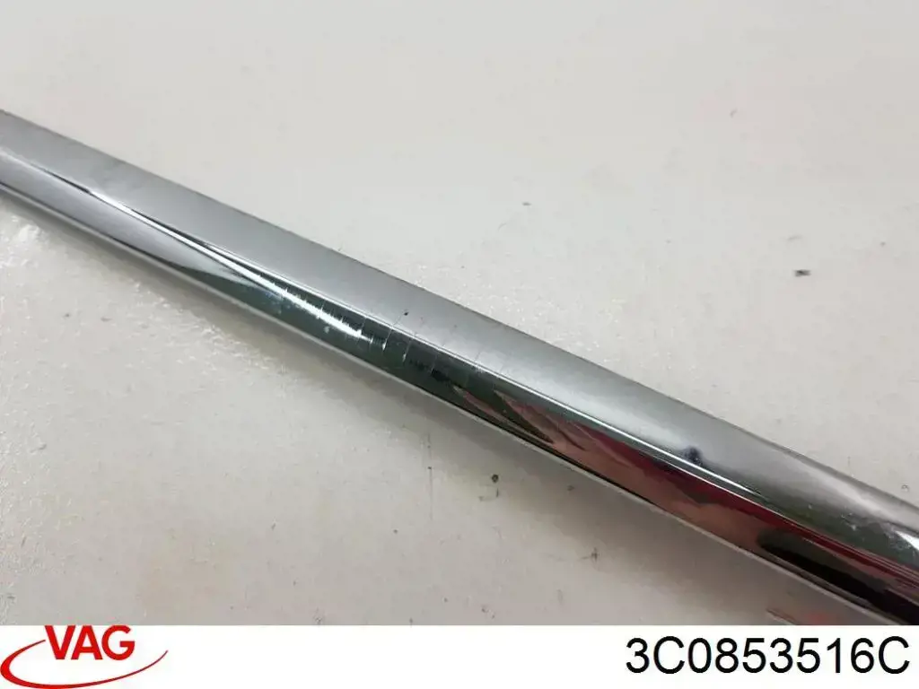 Moldura superior de puerta delantera derecha 3C0853516C VAG