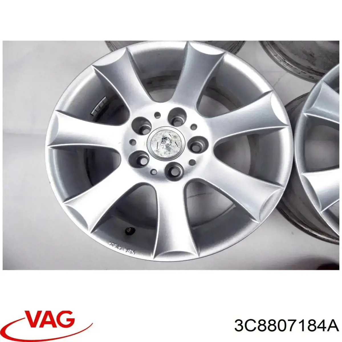 Guía derecha del parachoques delantero VAG 3C8807184A precio, desde 7,10 EUR