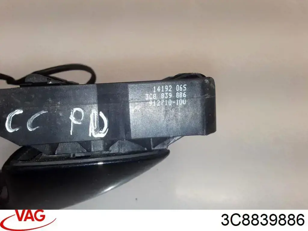 Soporte de manija exterior de puerta trasera derecha 3C8839886 VAG