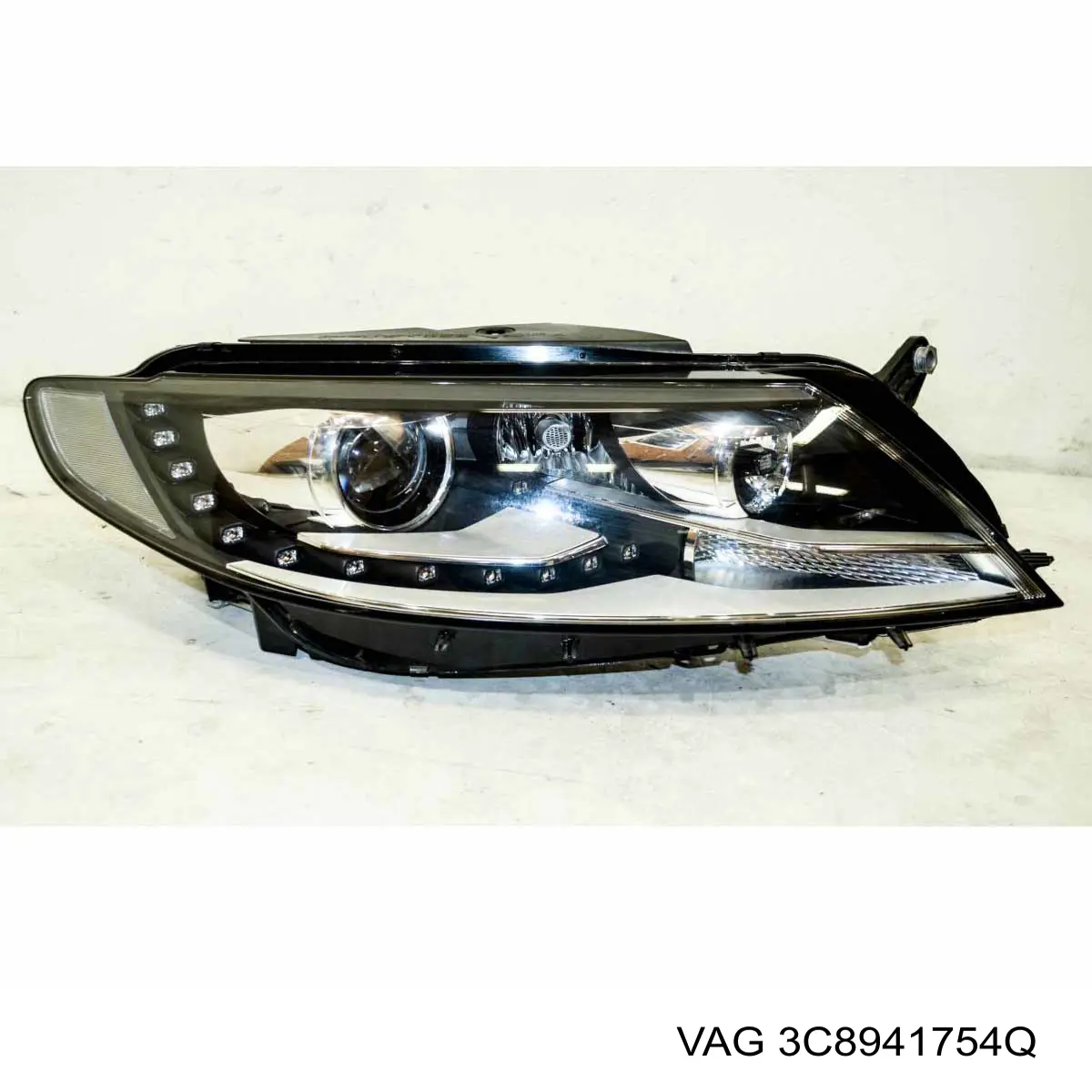 Faro delantero derecho VAG 3C8941754Q