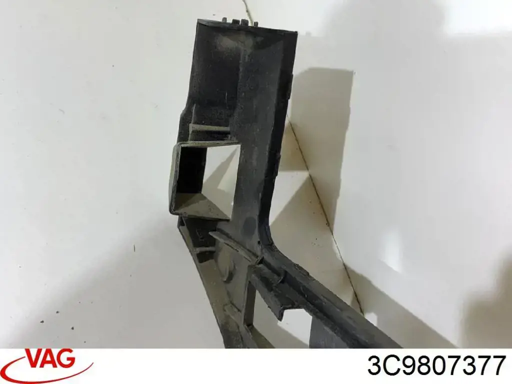 Comprar 3C9807377 VAG Guía izquierda del parachoques trasero