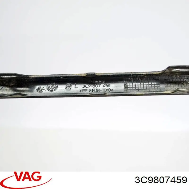 Moldura de parachoques trasero izquierdo VAG 3C9807459 precio, desde 110,62 EUR