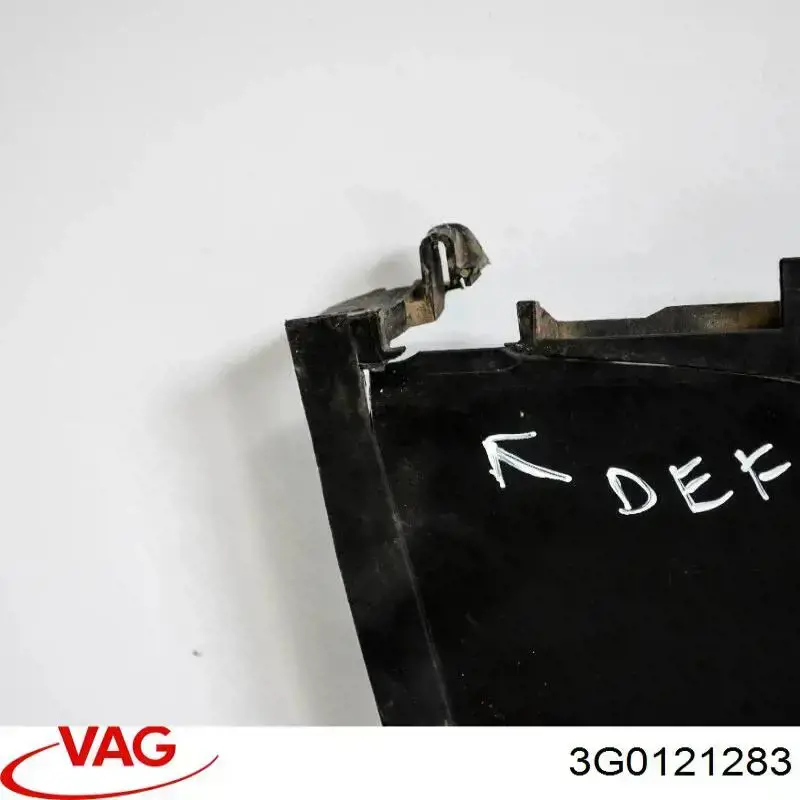Comprar 3G0121283 VAG Deflector de aire del radiador izquierdo