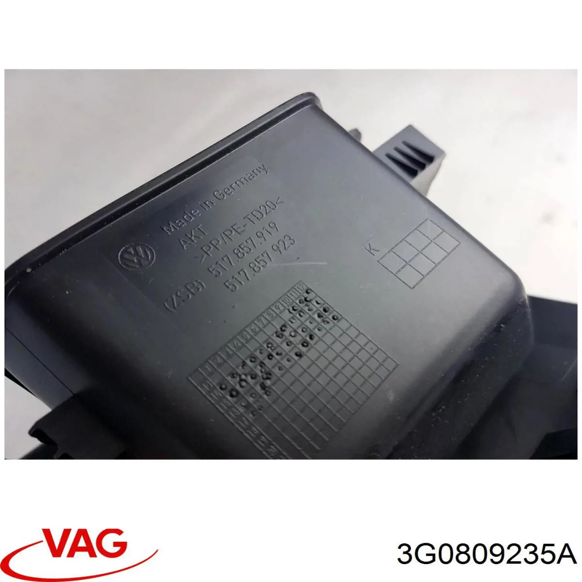  VAG 3G0809235A