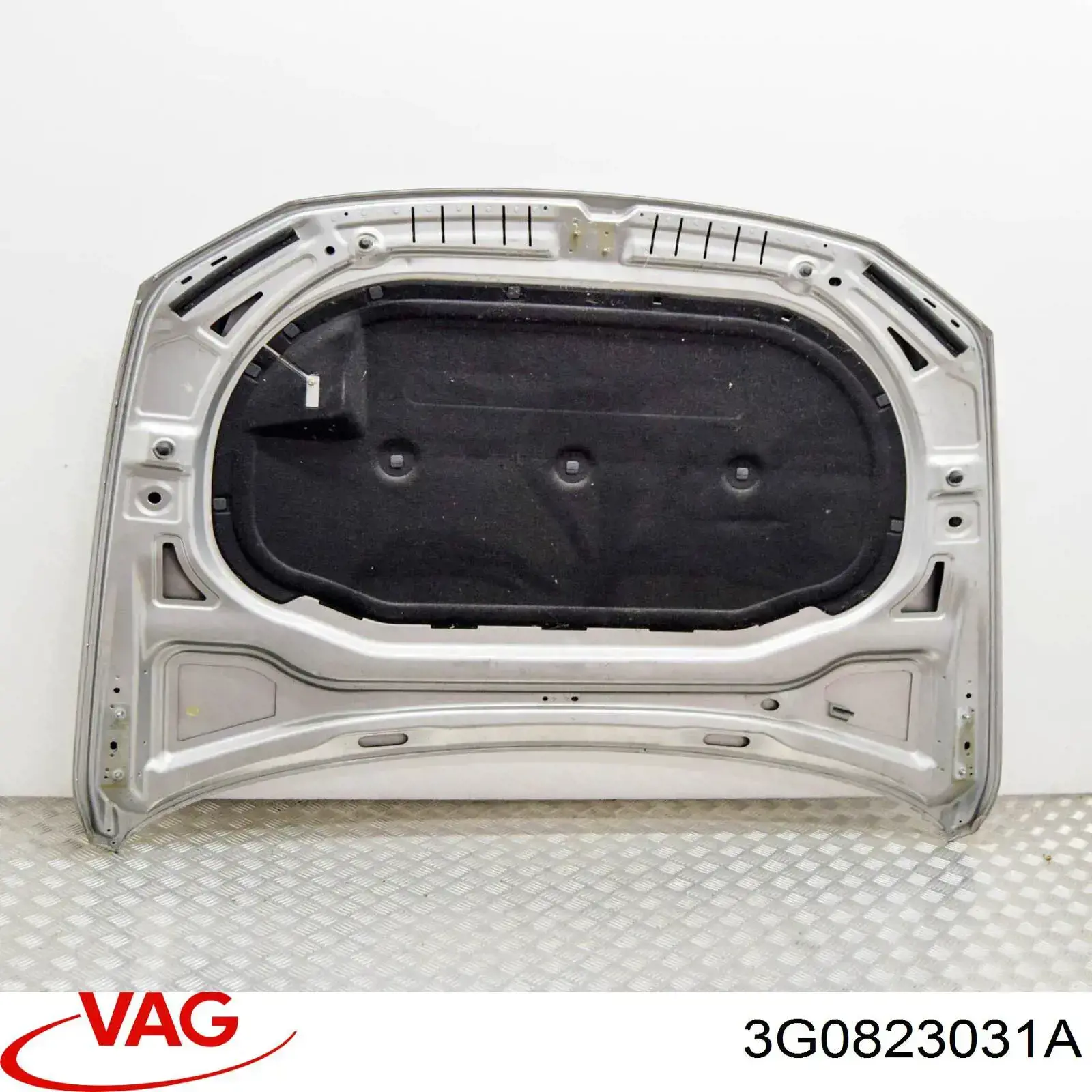 Capó del motor VAG 3G0823031A precio, desde 233,00 EUR