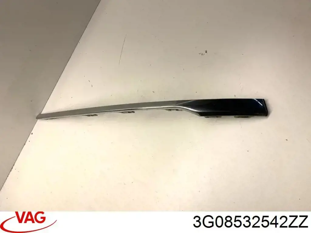 Comprar 3G08532542ZZ VAG Moldura del parachoques delantero derecho