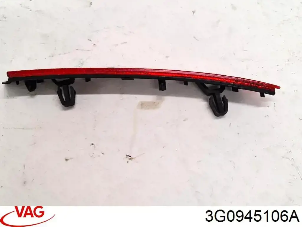 Comprar 3G0945106A VAG Reflector del parachoques trasero derecho