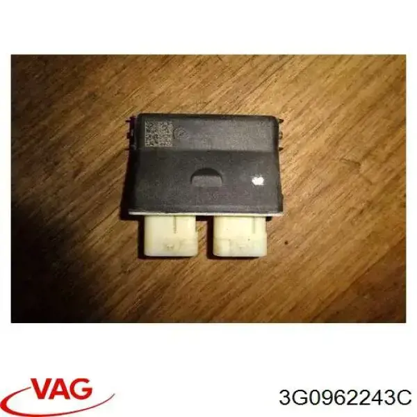 Módulo de control de apertura de la tapa del maletero VAG 3G0962243C precio, desde 106,00 EUR