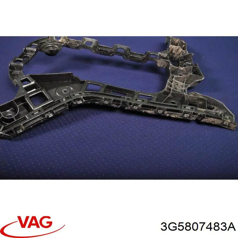 Guía izquierda del parachoques trasero VAG 3G5807483A precio, desde 12,96 EUR