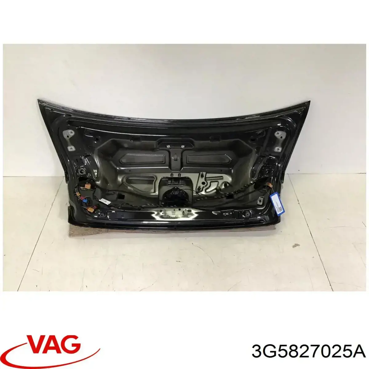 Comprar 3G5827025A VAG Tapa maletero