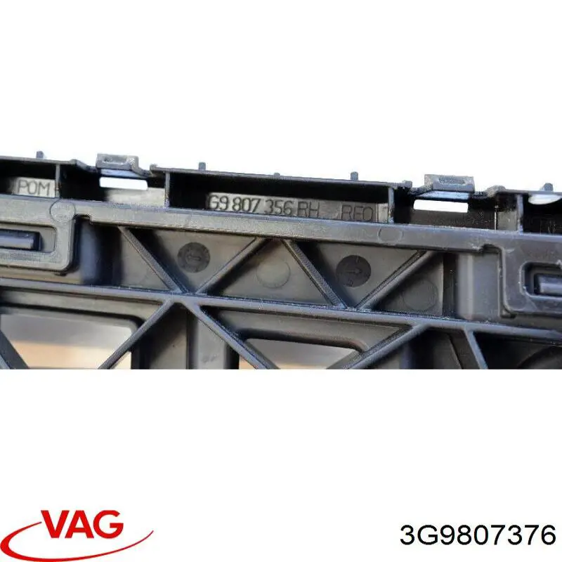 Soporte del parachoques trasero derecho VAG 3G9807376 precio, desde 50,99 EUR