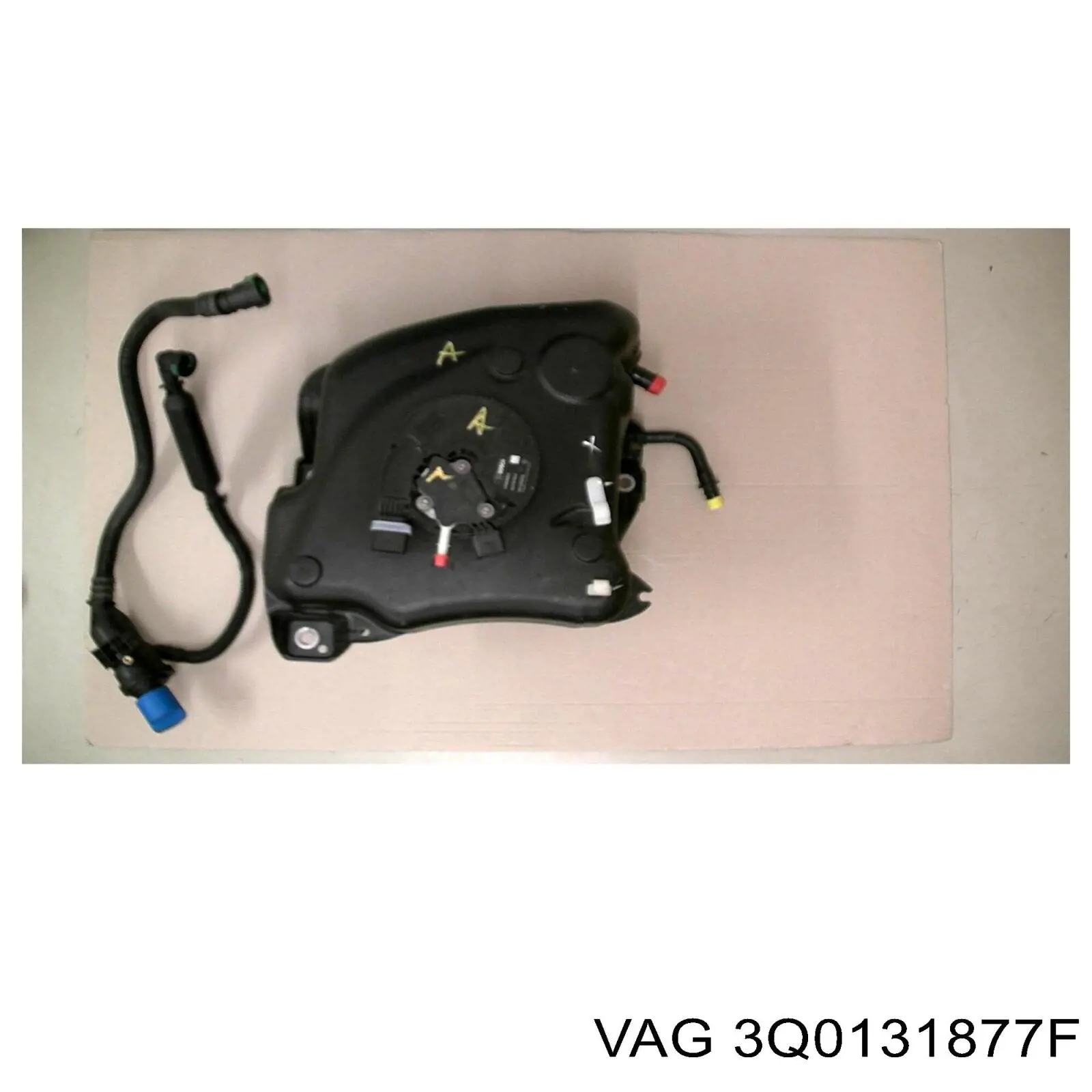 3Q0131877D VAG Deposito de urea