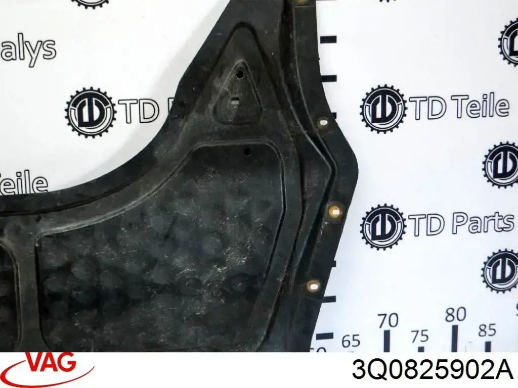 3Q0825902A VAG protección motor /empotramiento