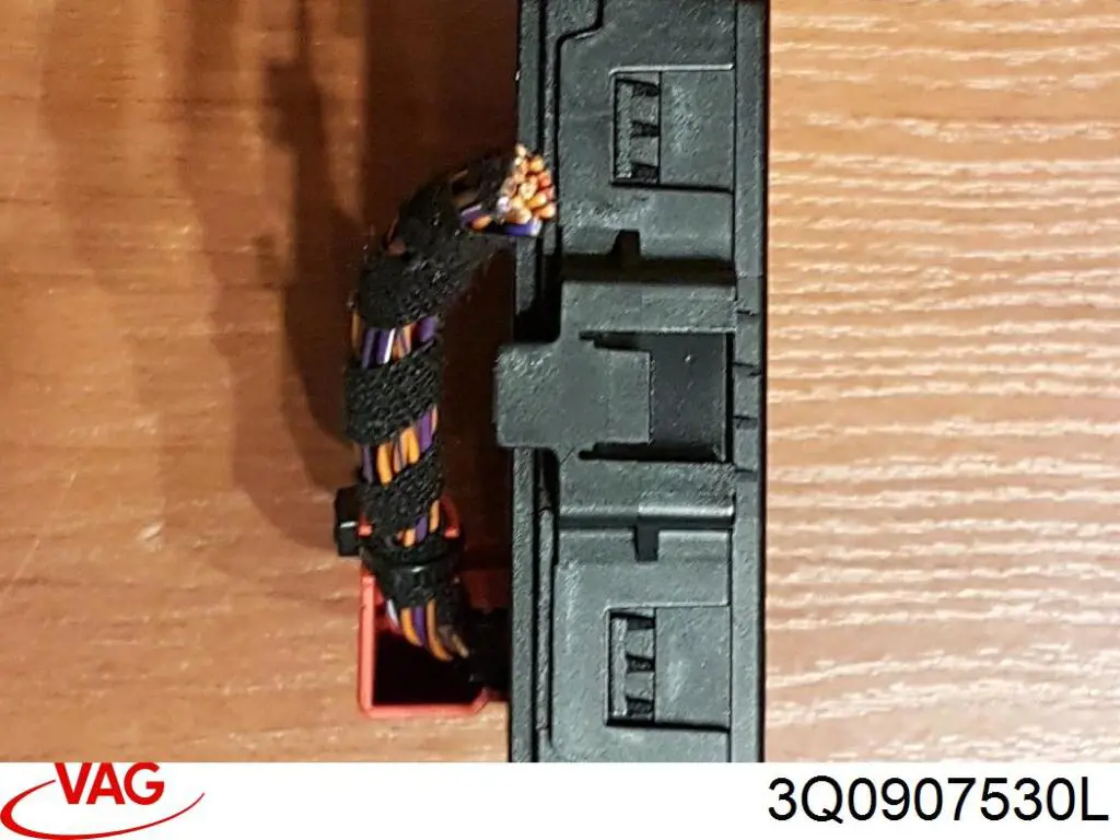 Módulo de interfaz de diagnóstico VAG 3Q0907530L precio, desde 59,53 EUR
