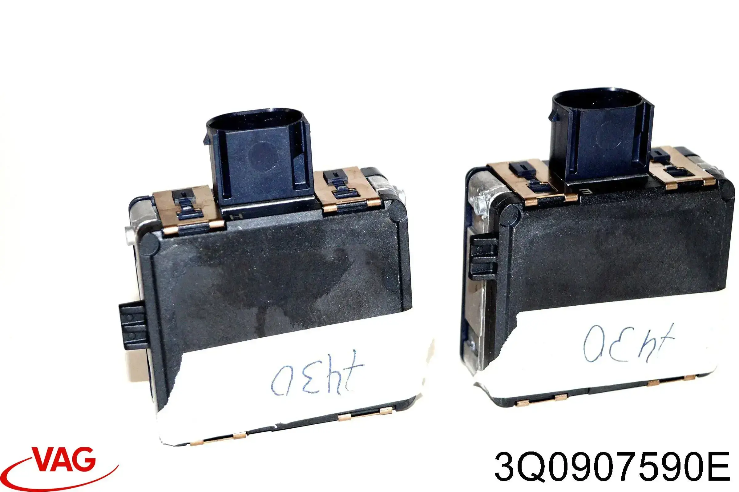 Sensor de ángulo muerto trasero VAG 3Q0907590E precio, desde 408,01 EUR