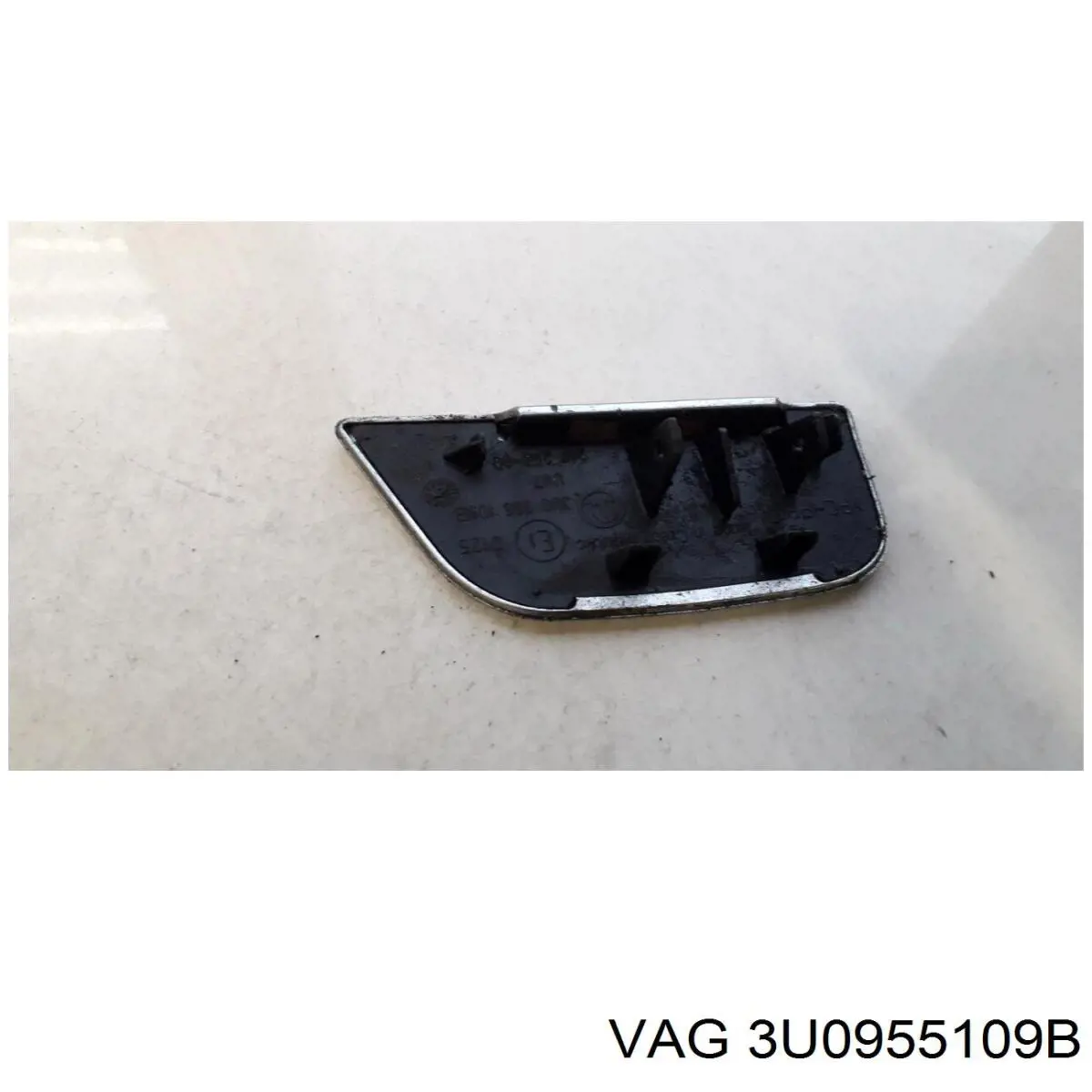 Tapa de la boquilla del lavafaros delantero VAG 3U0955109B precio, desde 30,83 EUR
