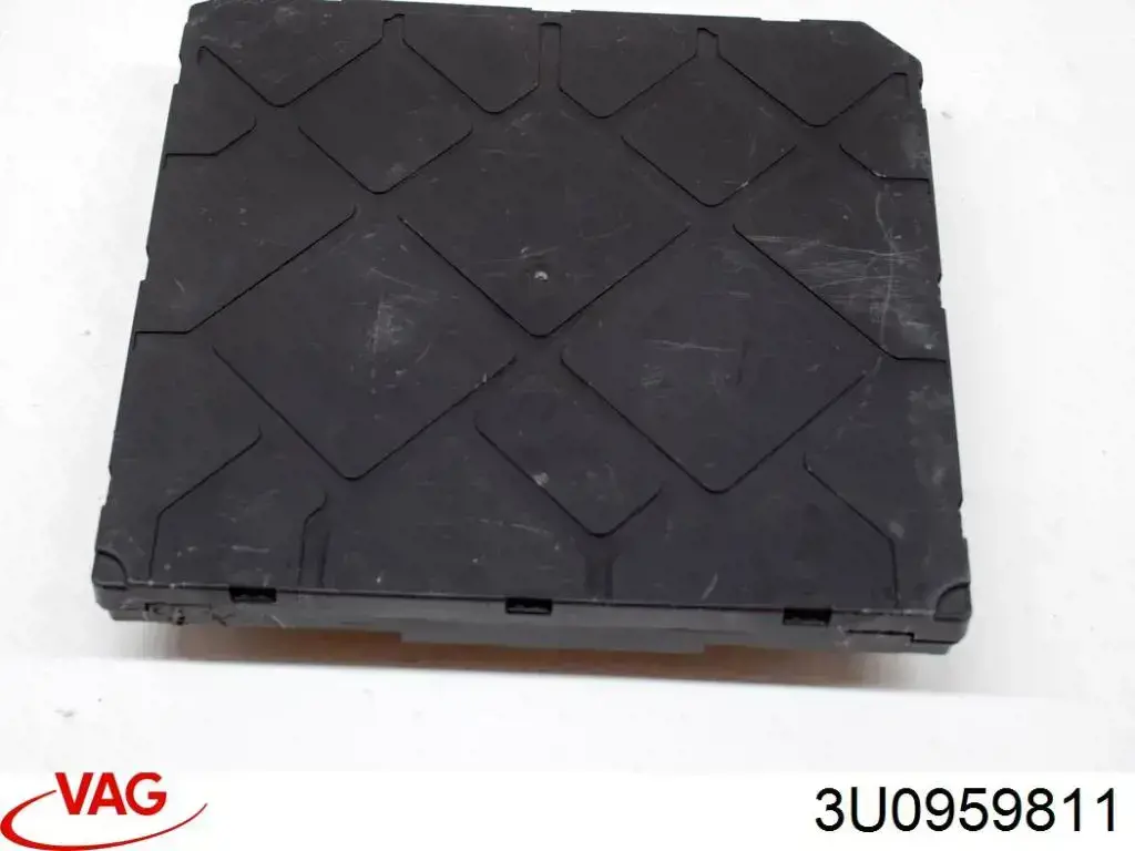 Motor del elevalunas de la puerta trasera izquierda VAG 3U095981100Z precio, desde 65,34 EUR