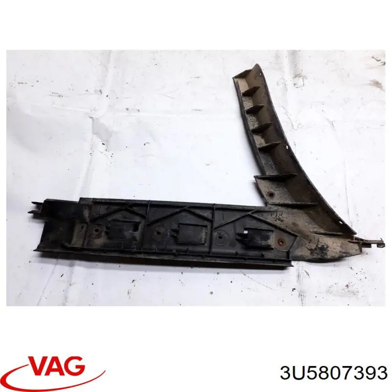 Guía izquierda del parachoques trasero VAG 3U5807393 precio, desde 25,78 EUR