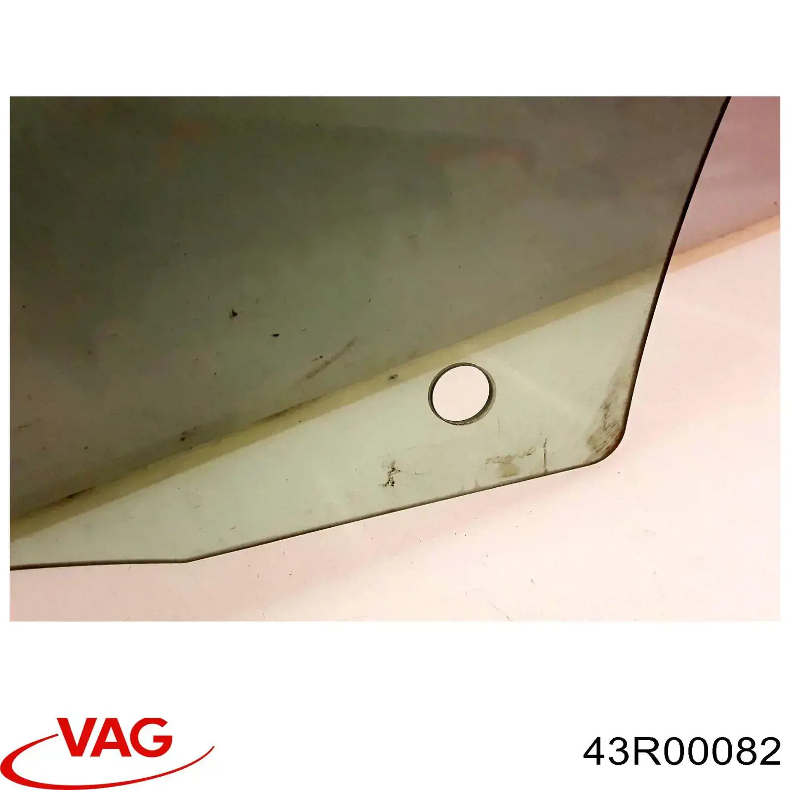 Comprar 43R00082 VAG Cristal de puerta delantera derecha