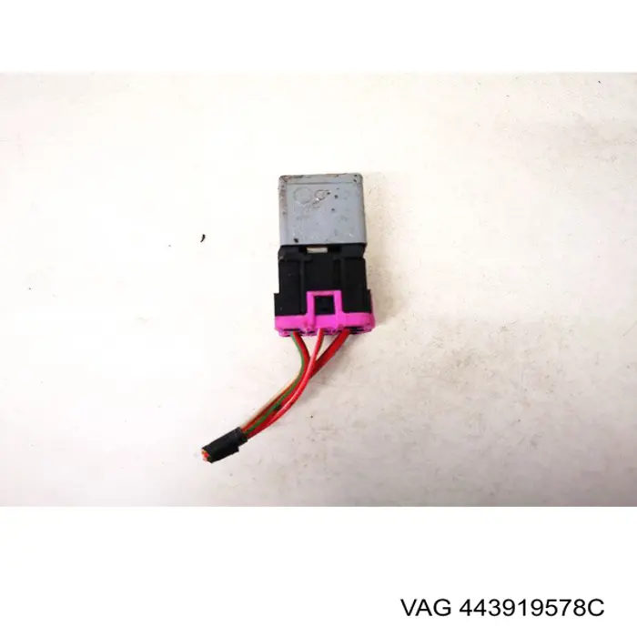 443919578C VAG Relé del aire acondicionado
