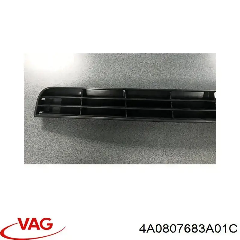 Rejilla de ventilación, paragolpes delantero, central VAG 4A0807683 precio, desde 9,44 EUR