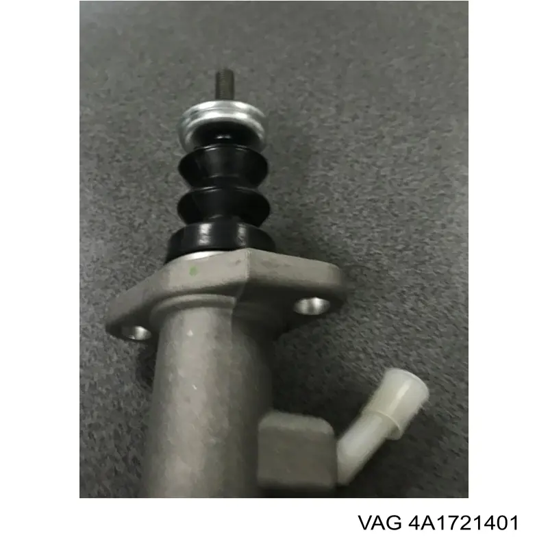 Cilindro maestro de embrague 4A1721401 VAG