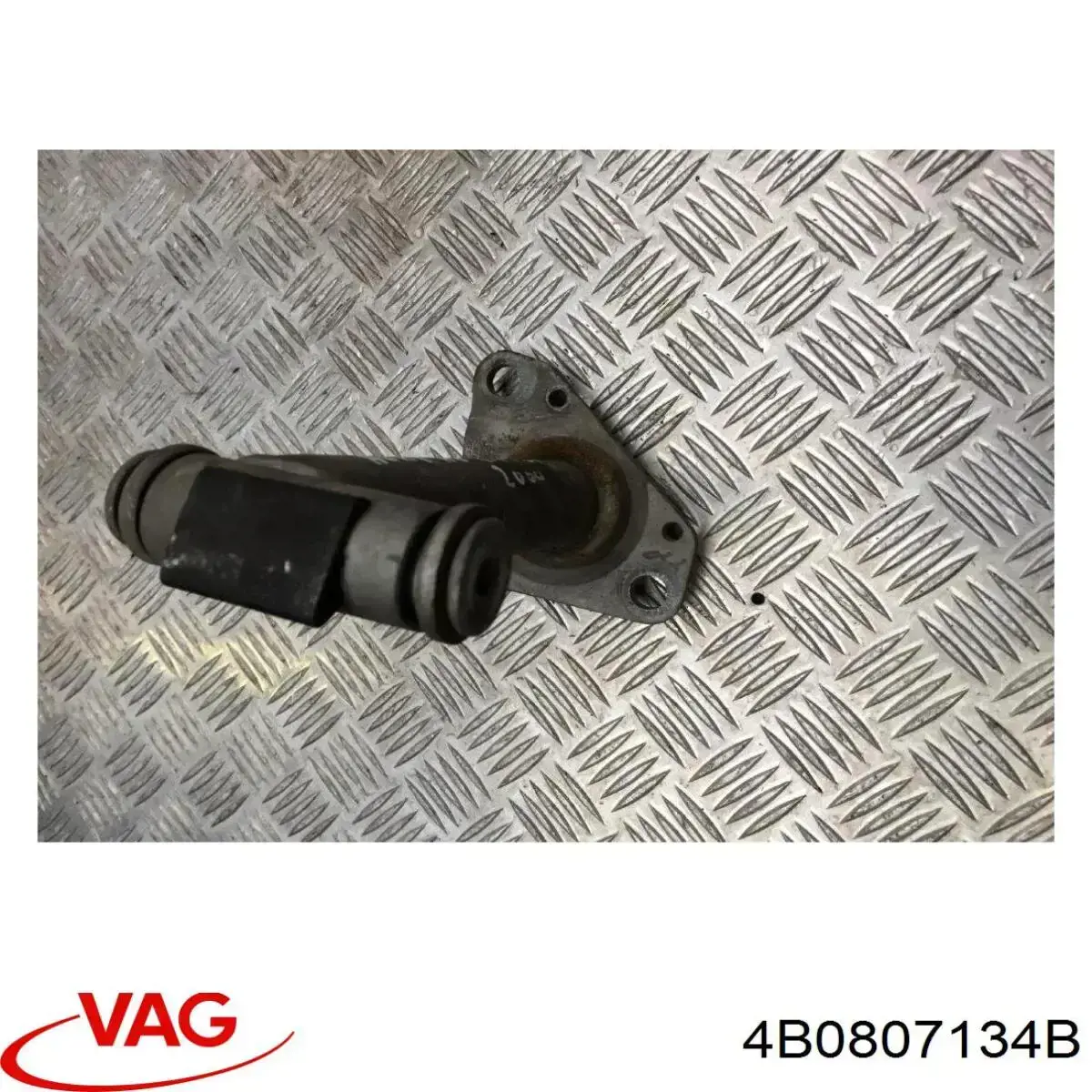 Soporte del refuerzo del parachoques delantero VAG 4B0807134B precio, desde 71,21 EUR
