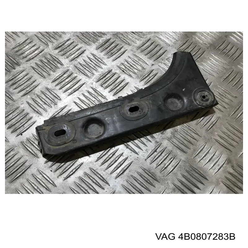 Comprar 4B0807283B VAG Guía del parachoques delantero izquierda